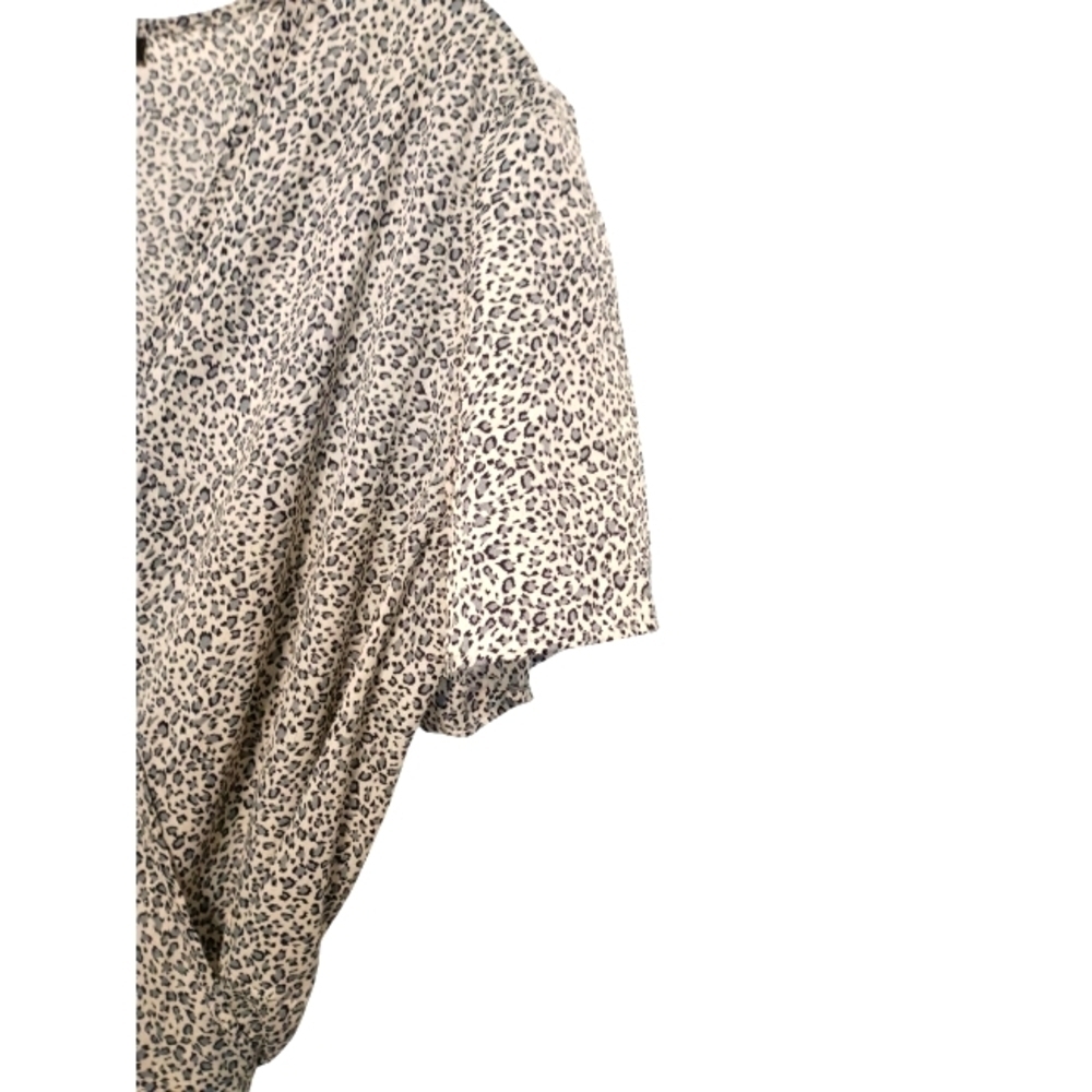 Pretty Garden -Elegant  White/Gray Wrap Dress - Size XL - Picture 3 of 8